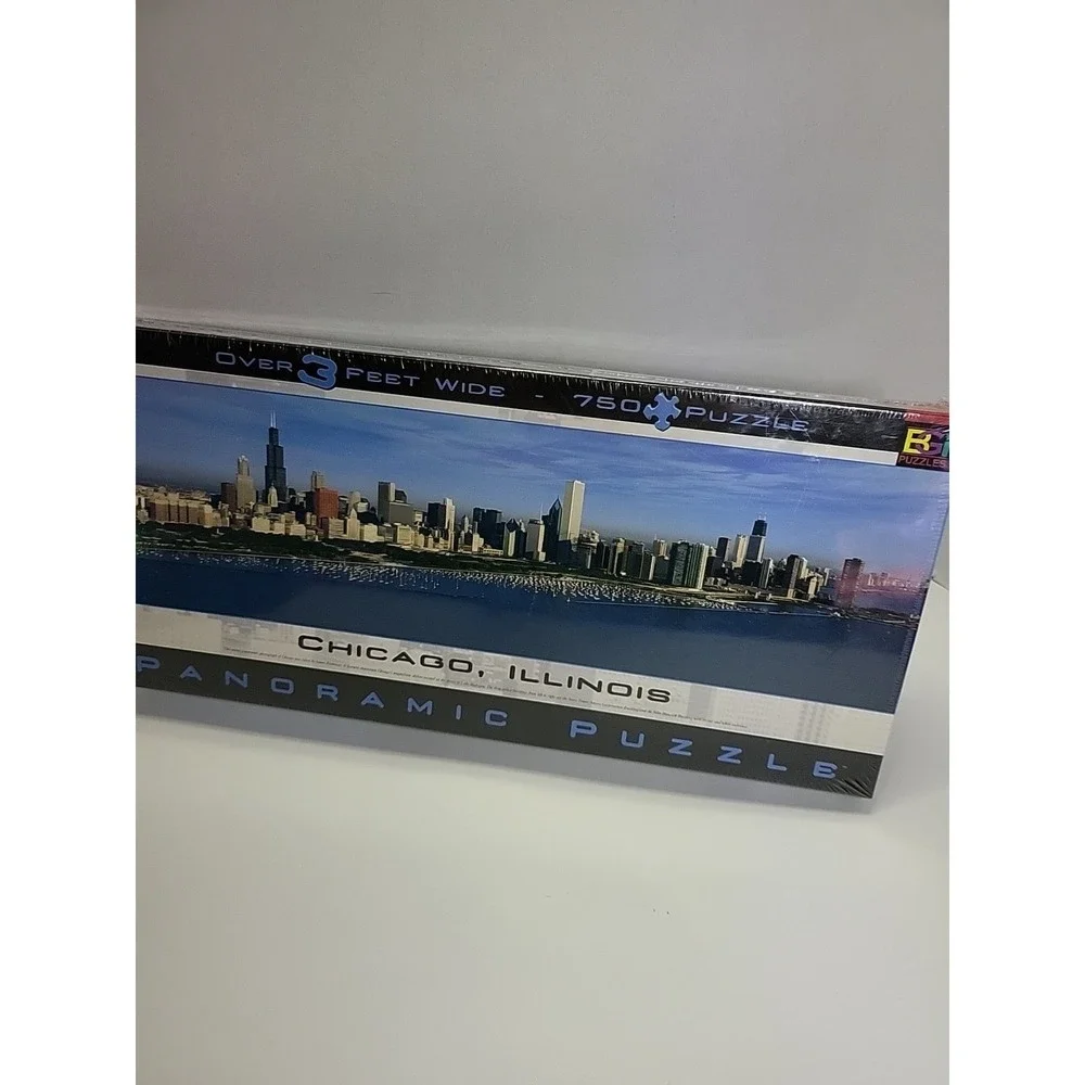 Buffalo Games New/Sealed Retro Chicago, Illinois Panoramic Puzzle 765‎ Pieces